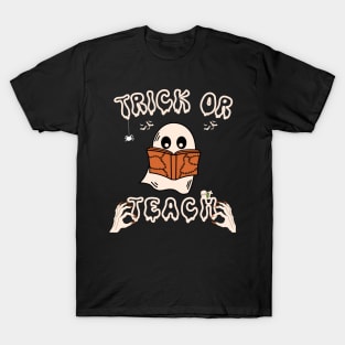 Trick Or Teach Cute Groovy Halloween costume T-Shirt